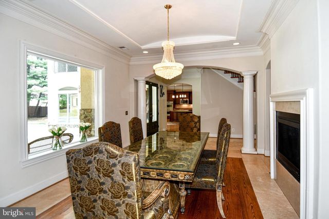 7104 OLD DOMINION DR, Mclean, VA 22101