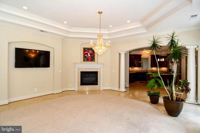 7104 OLD DOMINION DR, Mclean, VA 22101
