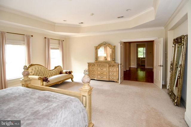 7104 OLD DOMINION DR, Mclean, VA 22101
