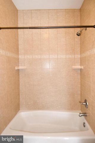 7104 OLD DOMINION DR, Mclean, VA 22101
