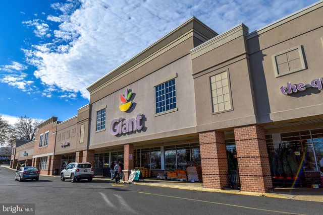7104 OLD DOMINION DR, Mclean, VA 22101