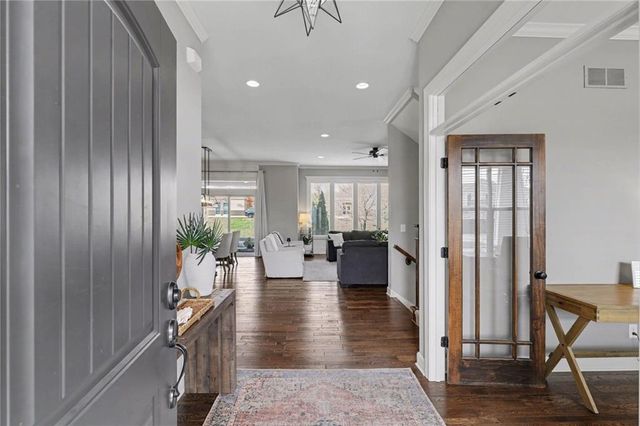 16172 W 163rd Place, Olathe, KS 66062