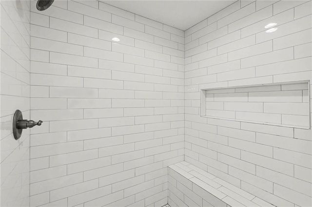 16172 W 163rd Place, Olathe, KS 66062