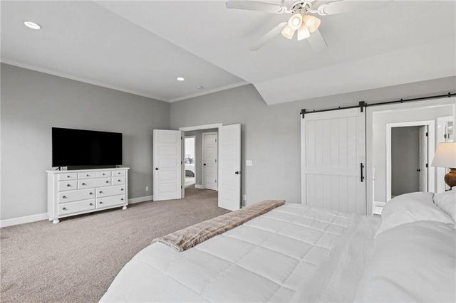 16172 W 163rd Place, Olathe, KS 66062