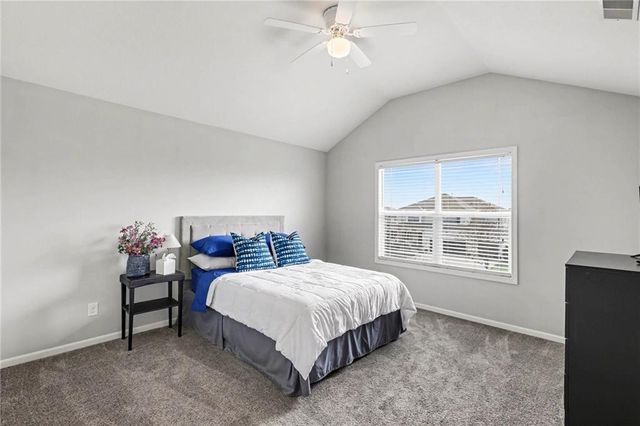 16172 W 163rd Place, Olathe, KS 66062