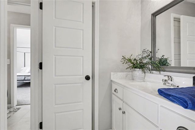 16172 W 163rd Place, Olathe, KS 66062