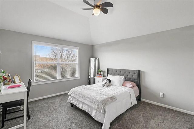 16172 W 163rd Place, Olathe, KS 66062