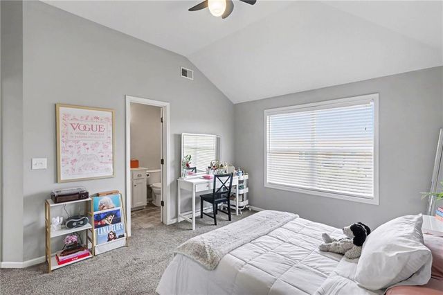 16172 W 163rd Place, Olathe, KS 66062