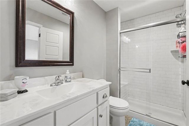 16172 W 163rd Place, Olathe, KS 66062