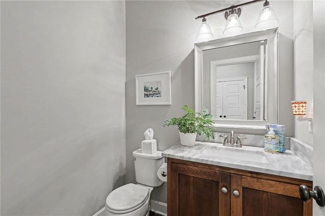 16172 W 163rd Place, Olathe, KS 66062