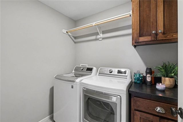 16172 W 163rd Place, Olathe, KS 66062