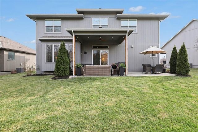 16172 W 163rd Place, Olathe, KS 66062