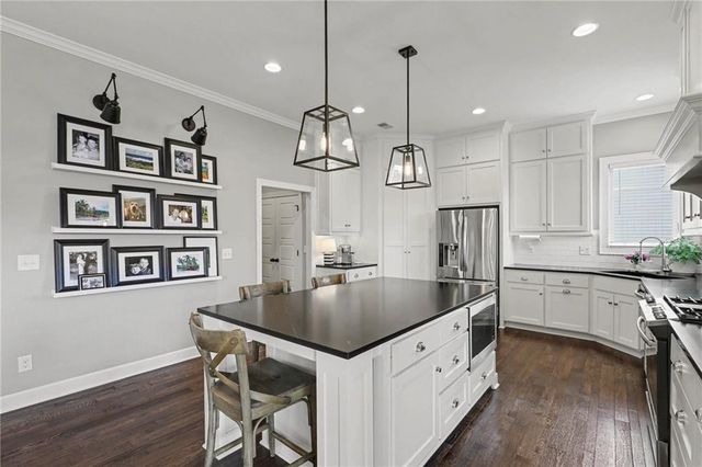 16172 W 163rd Place, Olathe, KS 66062