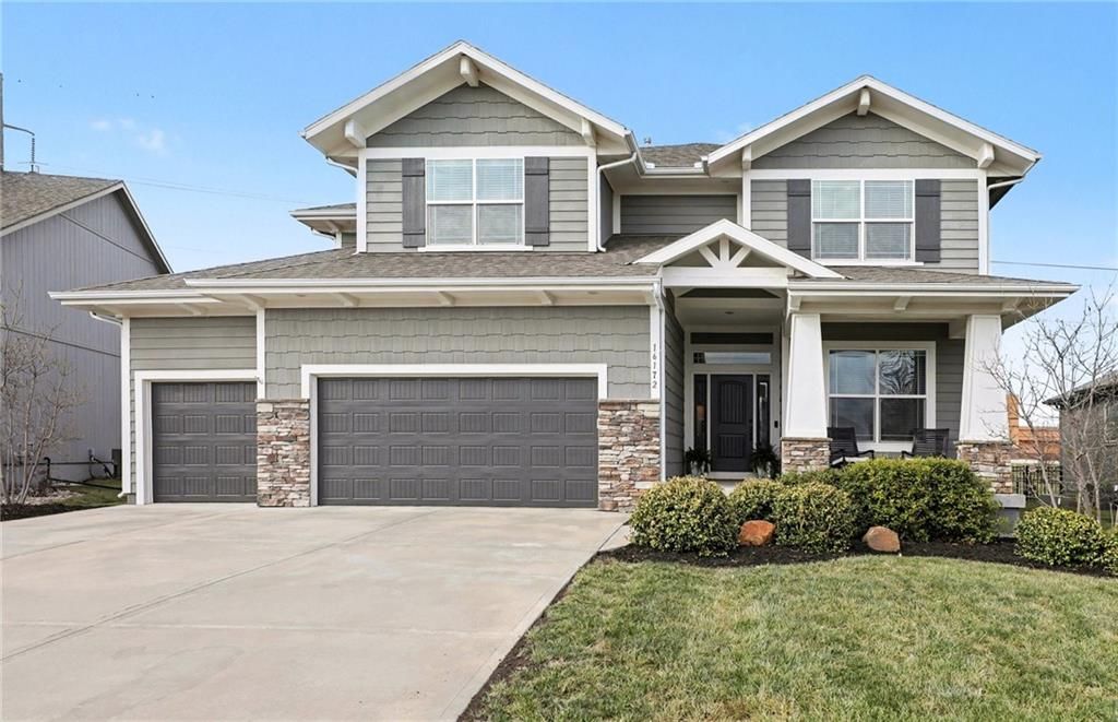 16172 W 163rd Place, Olathe, KS 66062