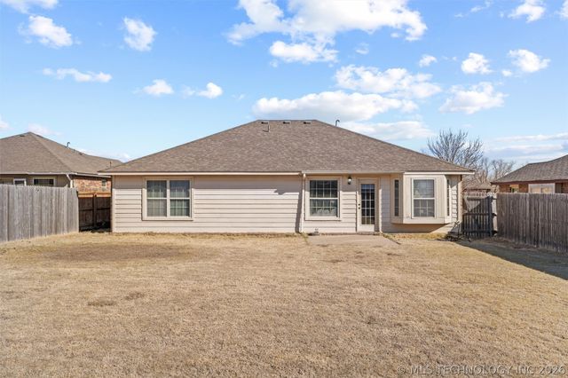 13104 E 133rd Street N, Collinsville, OK 74021