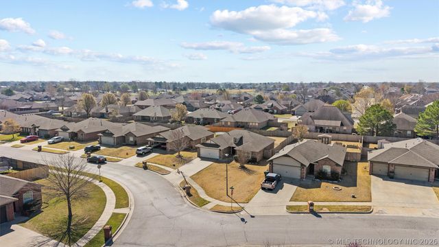 13104 E 133rd Street N, Collinsville, OK 74021