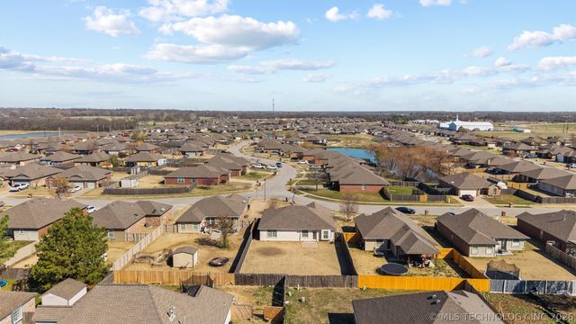 13104 E 133rd Street N, Collinsville, OK 74021