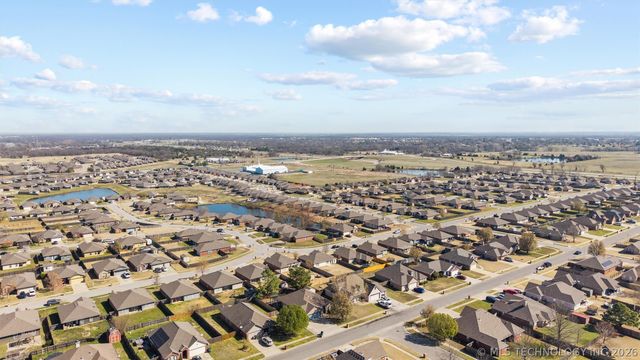 13104 E 133rd Street N, Collinsville, OK 74021