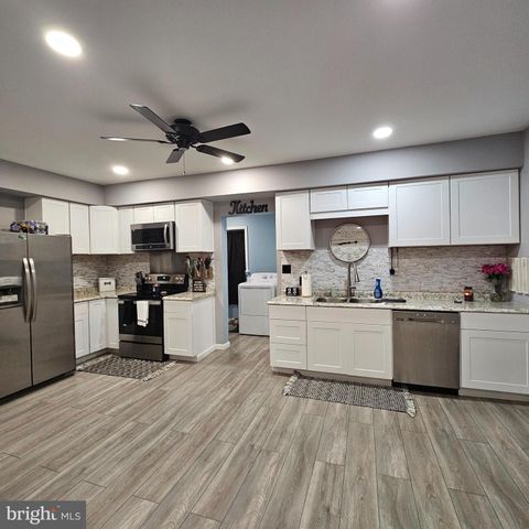 422 NORTH ST, Lykens, PA 17048