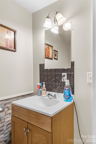 2706 Connelly Springs Road, Granite Falls, NC 28630