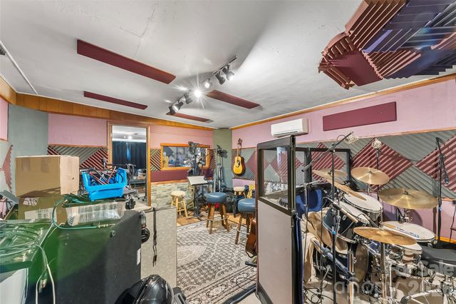 2706 Connelly Springs Road, Granite Falls, NC 28630