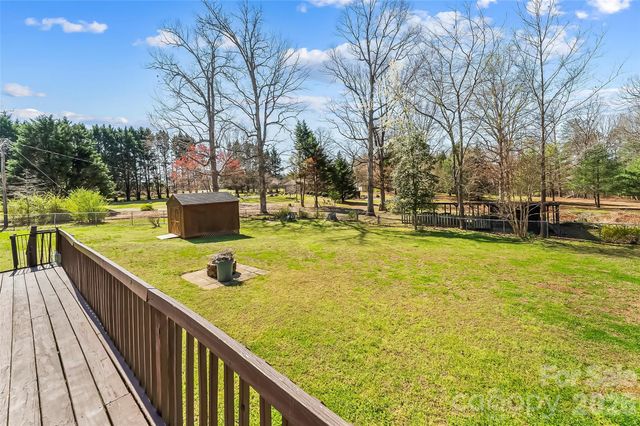 2706 Connelly Springs Road, Granite Falls, NC 28630