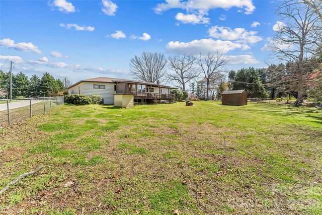 2706 Connelly Springs Road, Granite Falls, NC 28630