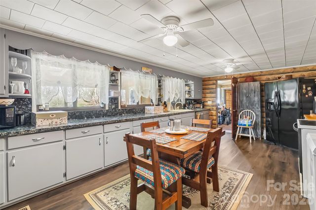 2706 Connelly Springs Road, Granite Falls, NC 28630