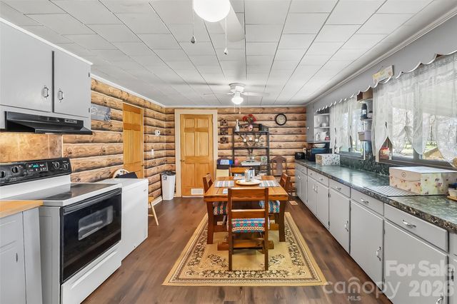 2706 Connelly Springs Road, Granite Falls, NC 28630