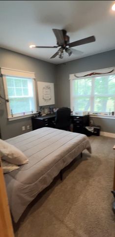 5205 HAMBURG RD, Michie, TN 38357