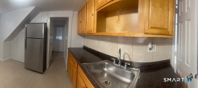 831-833 William Street 2, Bridgeport, CT 06608