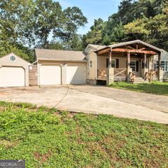 88 Greenwood Street, Fairburn, GA 30213