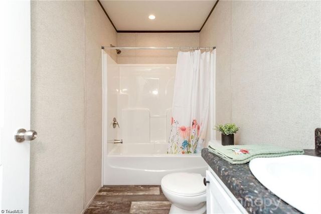 1975 Carl Fox Road, Taylorsville, NC 28681