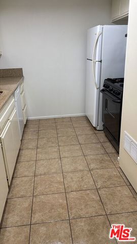 15716 S Normandie Avenue 6, Gardena, CA 90247