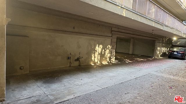 15716 S Normandie Avenue 6, Gardena, CA 90247