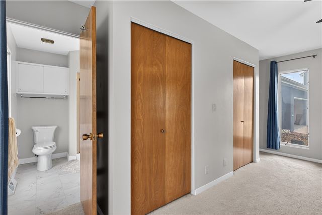284 Indiandale Road SE, Cedar Rapids, IA 52403