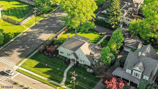 220 S Euclid Ave, Westfield Town, NJ 07090