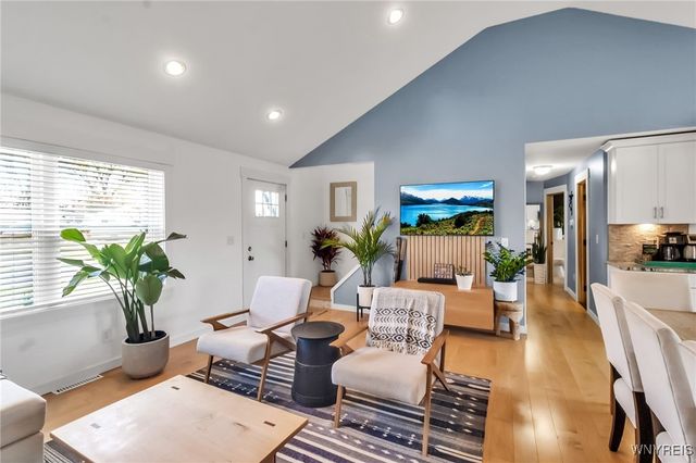 302 Brookwood Drive, Hamburg, NY 14075