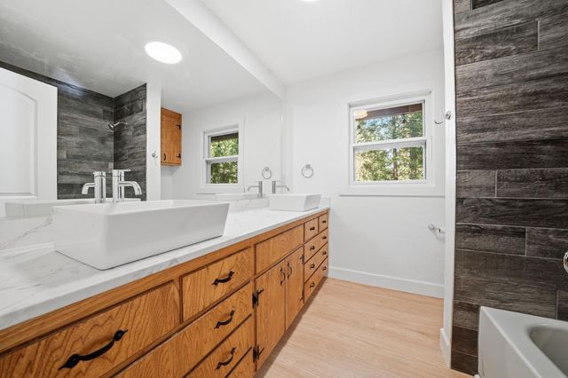 26005 Sugar Pine Dr, Pioneer, CA 95666