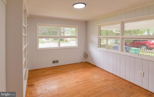 4302 YATES RD, Beltsville, MD 20705