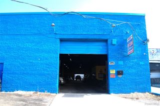 9350 Ne Freeland Street, Detroit, MI 48228