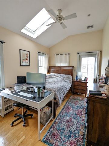 210 Erie Street 3, Cambridge, MA 02139