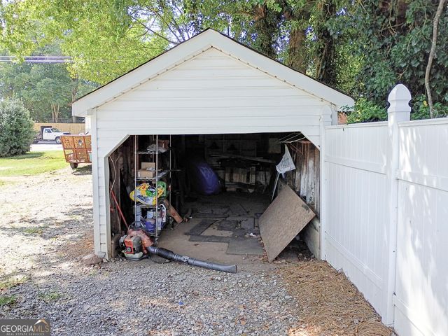 402 Gordon Street, Bremen, GA 30110