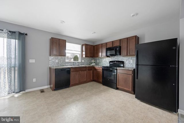 6240 PEBBLEBROOK DR, Milford, DE 19963