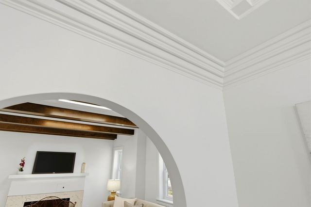 4425 Wilson Avenue, Downers Grove, IL 60515