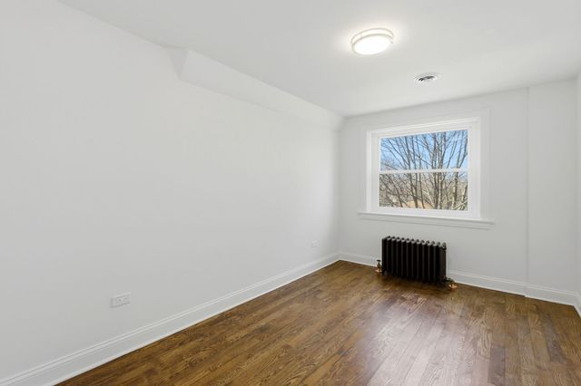 4425 Wilson Avenue, Downers Grove, IL 60515