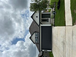 302 Pickel DR, Rockdale, TX 76567