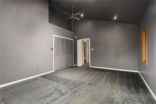637 S Huttig Avenue, Independence, MO 64053