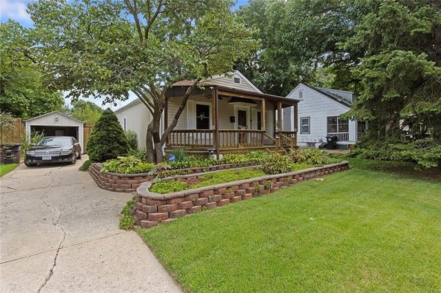 637 S Huttig Avenue, Independence, MO 64053
