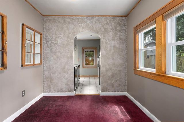 637 S Huttig Avenue, Independence, MO 64053